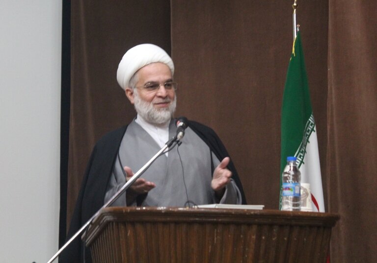شهدای کارمند، الگوی انگیزه و مسئولیت‌پذیری‌اند