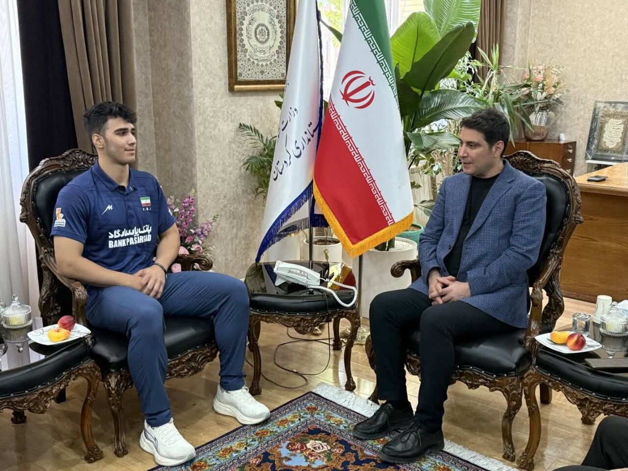 استاندار کردستان: والیبالیست قهرمان جهان از امتیاز دریافت زمین یا مسکن بهره‌مند می‌شود