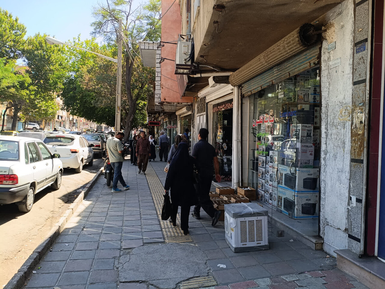 فعالیت بازار سنندج از سر گرفته شد