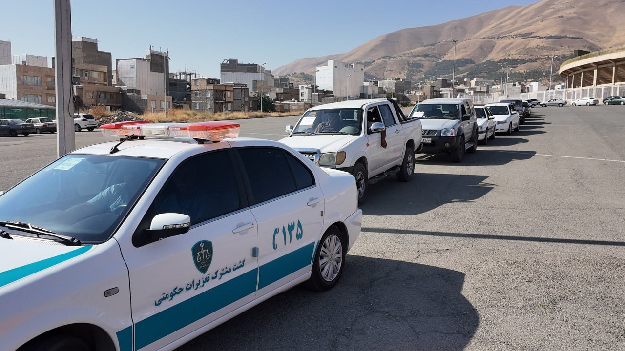 فرماندار: فعالیت ۱۷ اکیپ مشترک نظارت بر بازار سنندج آغاز شد