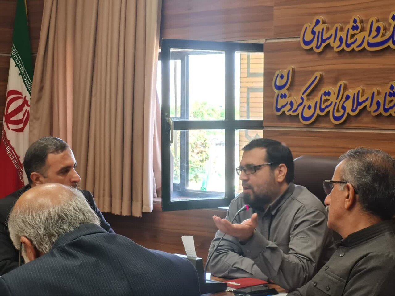 مدیرکل فرهنگ‌وارشاد اسلامیجنگ غرب با ایران با هدف تضعیف تمدن ایرانی دنبال می‌شود