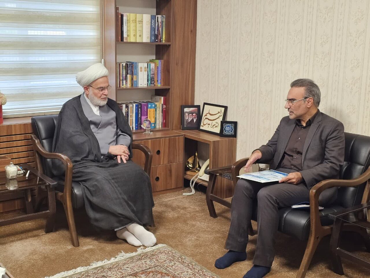 بهبود معیشت کارکنان باید با جدیت بیشتری از سوی مسئولان پیگیری شود