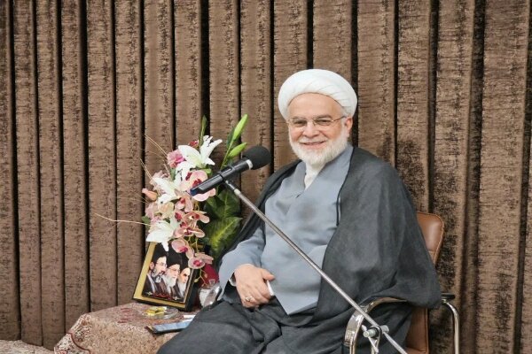 نماینده ولی‌فقیه درشهدای جنگ رمضان نماد ایثار و معنویت بودند