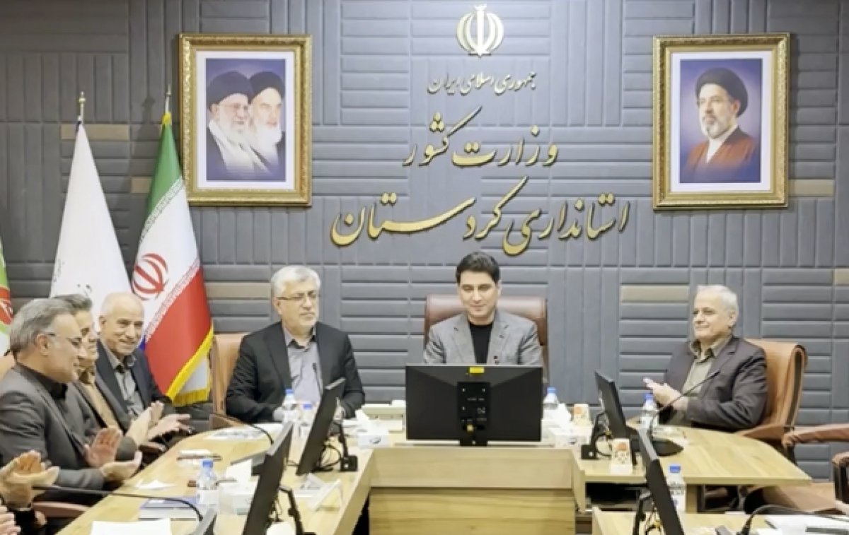 کردستان ۱۴۰۵/۰۷/۲۷ ۰۸:۲۷ مجوز ایجاد بندر خشک سنندج صادر شد +فیلم ادامه